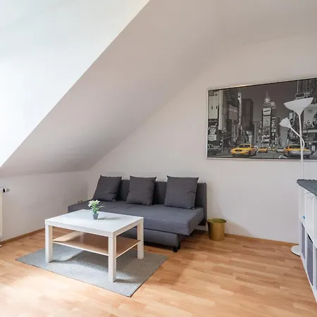 Gemuetliche Dachgeschosswohnung -waldstrassenviertel Leipzig